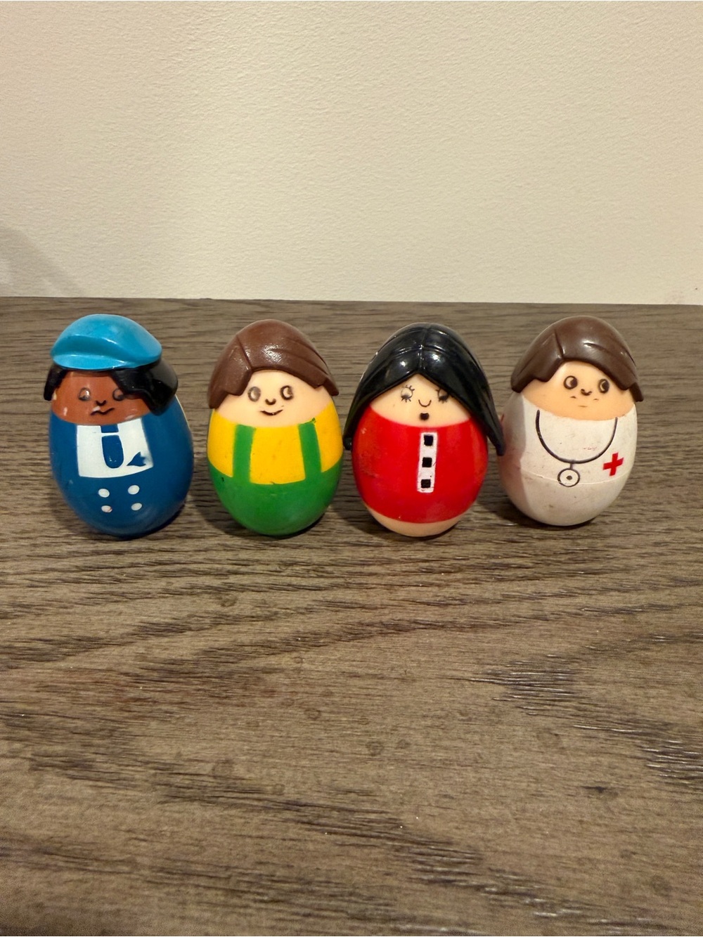Vintage 1970s Hasbro Weebles Wobble Figures Lot of 4 People